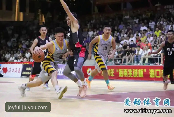 九游最新版本下载 青春风暴的终极对决:直板快攻与全面缠斗的战术博弈